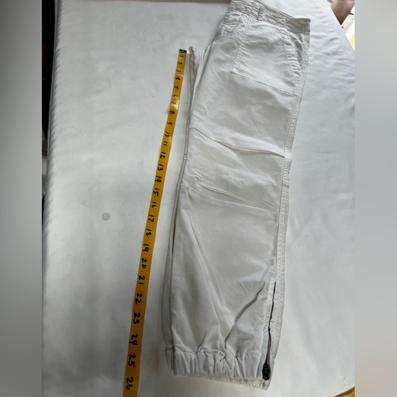 NILI LOTAN  White gathered ankle military cargo crop pants size 4 - Picture 14 of 14